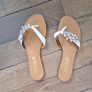 L'INTERVALLE White Crystal Embellished Sandals